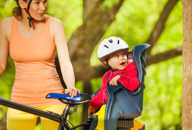 bicicletta-con-bambino-norme-sicurezza