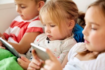 bambini-e-social-media-una-ricerca-ne-indaga-gli-effetti
