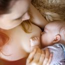 settimana-dell-allattamento-2023-oms-e-unicef-per-tutelare-il-diritto-al-lavoro-delle-neomamme