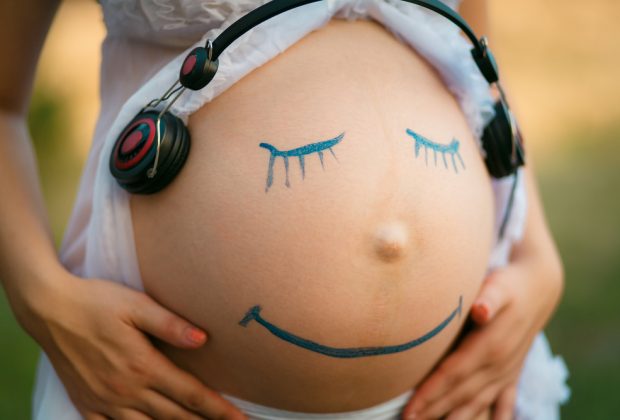 gli-effetti-benefici-della-musica-gravidanza-per-mamma-e-nascituro