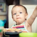 bambini-in-aumento-i-casi-di-soffocamento-in-italia-ecco-quali-sono-gli-alimenti-piu-pericolosi