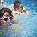bambini-e-rischio-annegamento-ecco-perche-e-importante-insegnare-loro-a-nuotare