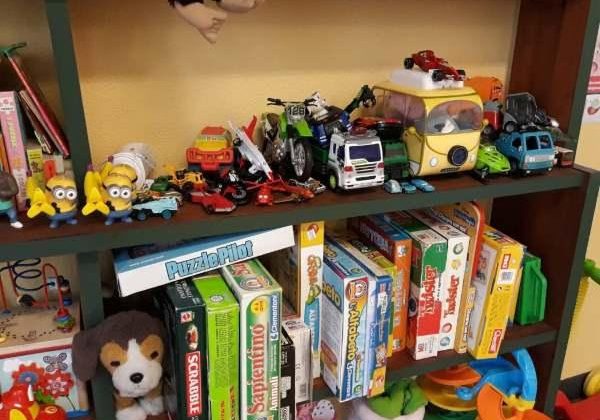 genova-la-biblioteca-del-giocattolo-contro-il-consumismo