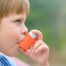 il-tuo-bambino-soffre-di-asma-scopri-con-queste-6-domande-se-lo-stai-curando-nel-modo-giusto