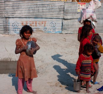 india-bambini-orfani-del-covid-esposti-ad-abusi-e-traffico-di-minori-lallarme-di-save-the-children