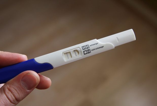 chiesto-test-di-gravidanza-per-rinnovarle-il-contratto-la-denuncia-di-una-mamma