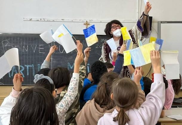 primi-bambini-ucraini-accolti-nelle-scuole-italiane-solidarieta-e-integrazione
