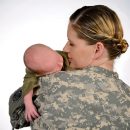 uniformi soldato incinta